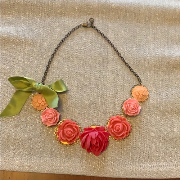 Anthropologie Jewelry - Vintage Style Necklace